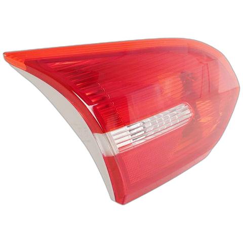 GENUINE FORD 1904744 FOCUS PASSENGER SIDE REAR INNER LIGHT LAMP UNIT 10/2014- 4 DOOR SALOON