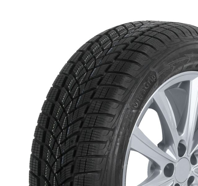GOODYEAR 23560R18ZTGO107HUGP+S Suv/4X4 Winter Tyrecb72.0 Db