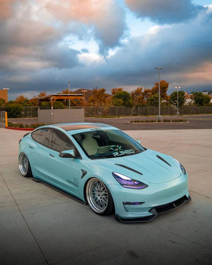 Adro A15A10-1402 TESLA MODEL 3 CARBON FIBRE V2 SIDE SKIRTS (2017+)