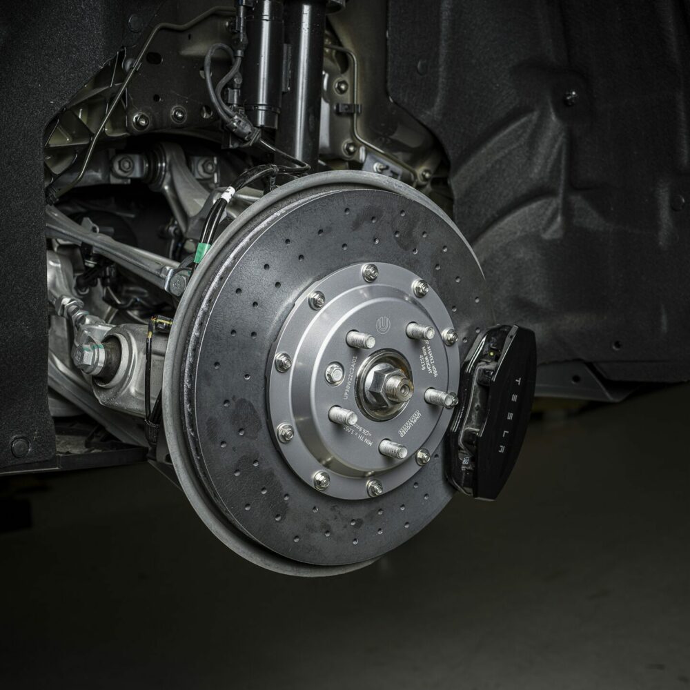 UNPLUGGED PERFORMANCE UP-MSMX2-133-2.1 REAR BRAKE ROTOR KIT, LARGE SWEEP, CARBON CERAMIC + RACING PAD KIT FOR TESLA MODEL S 2021