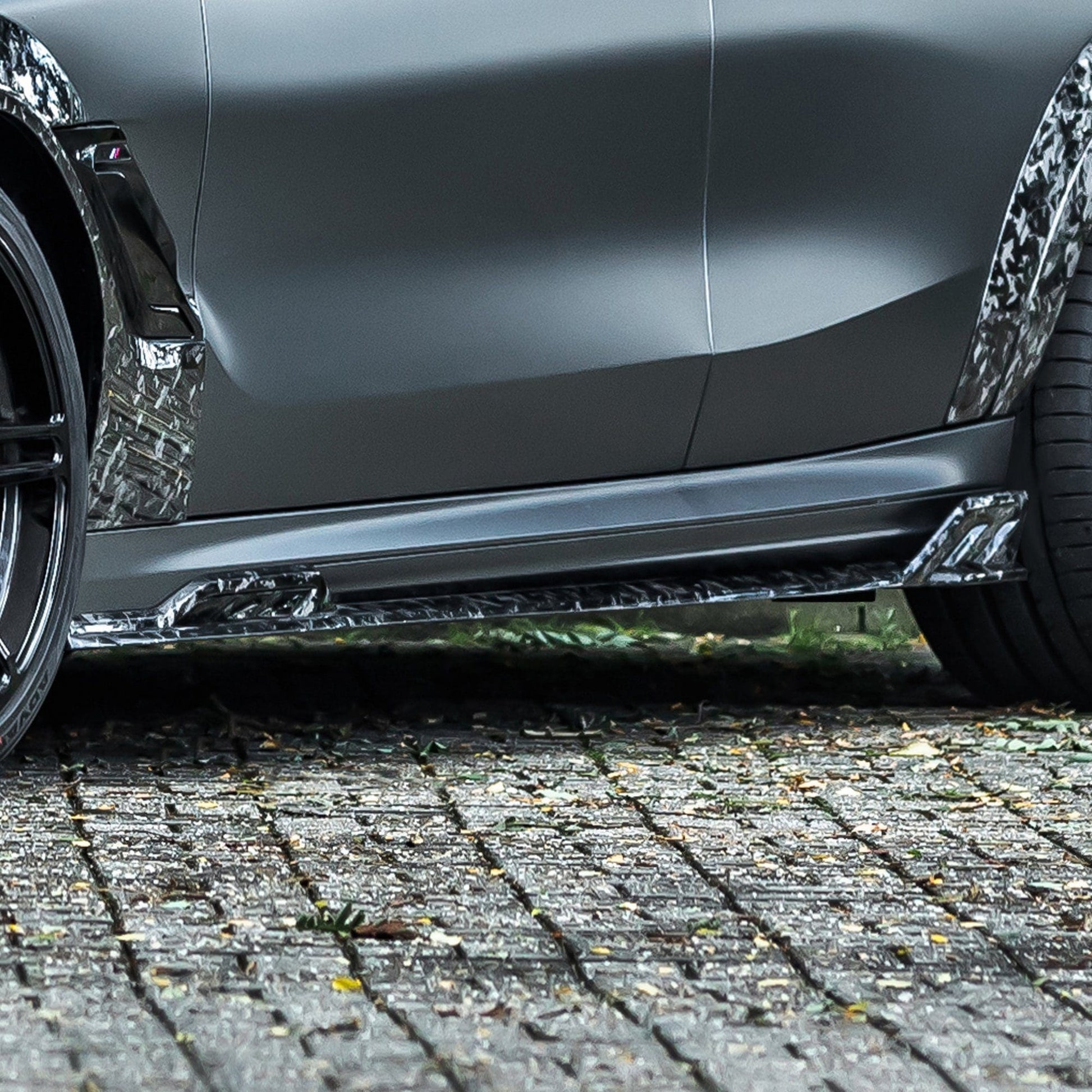 MANHART MH3F9611007 FORGED CARBON SIDE SKIRTS FOR BMW F96 X6M (COMPETITION)