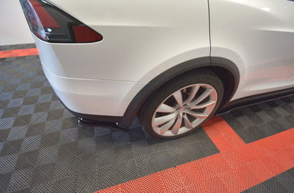 Maxton Design Tesla Model X Rear Side Splitters V.1