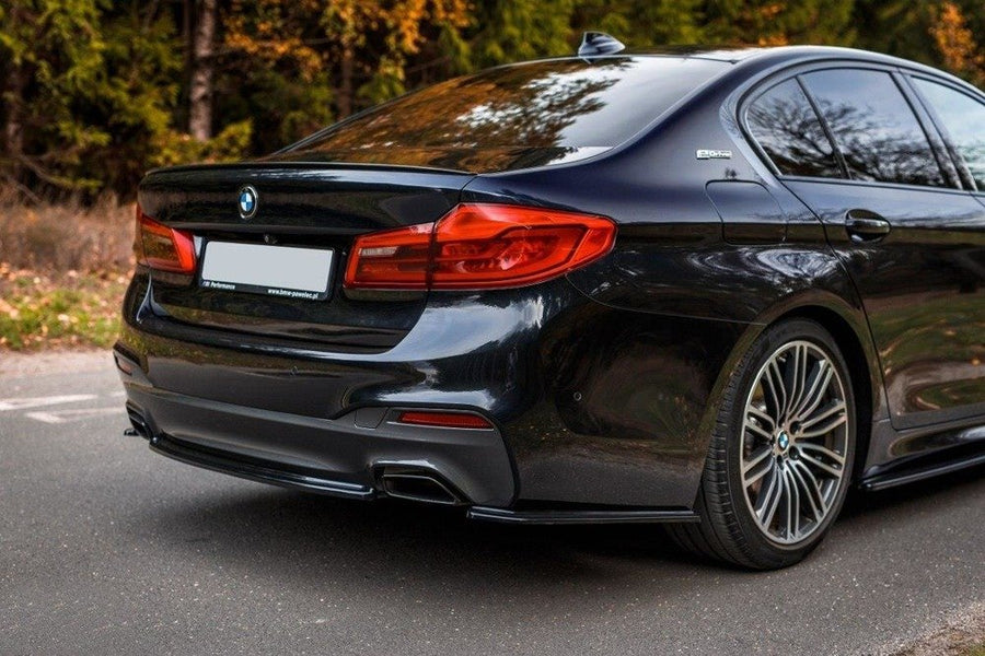 Maxton Design BMW Series 5 G30 / G31 M-Pack Central Rear Splitter