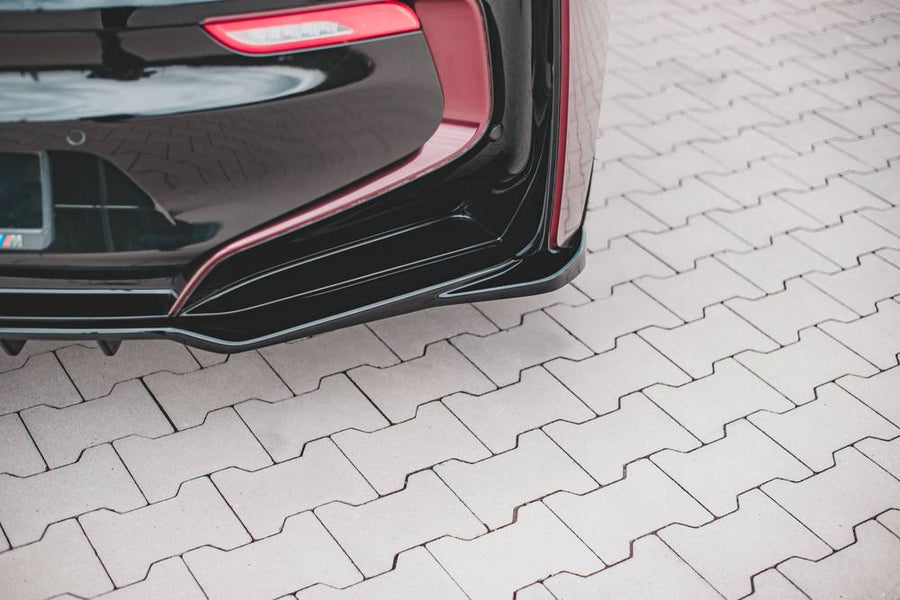 Maxton Design BMW i8 Central Rear Splitter (with vertical bars)