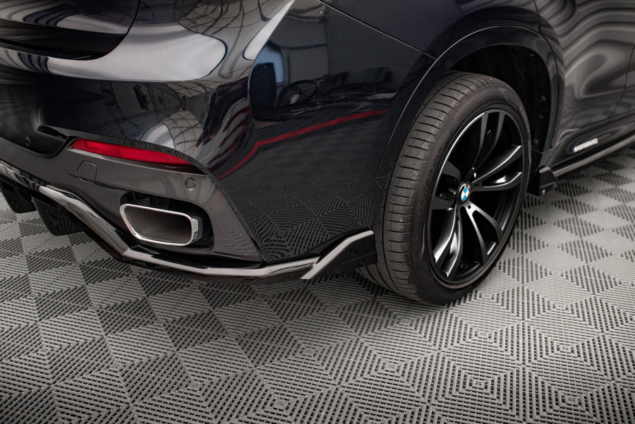 Maxton Design BMW X6 M-Pack F16 Central Rear Splitter (with Vertical Bars)