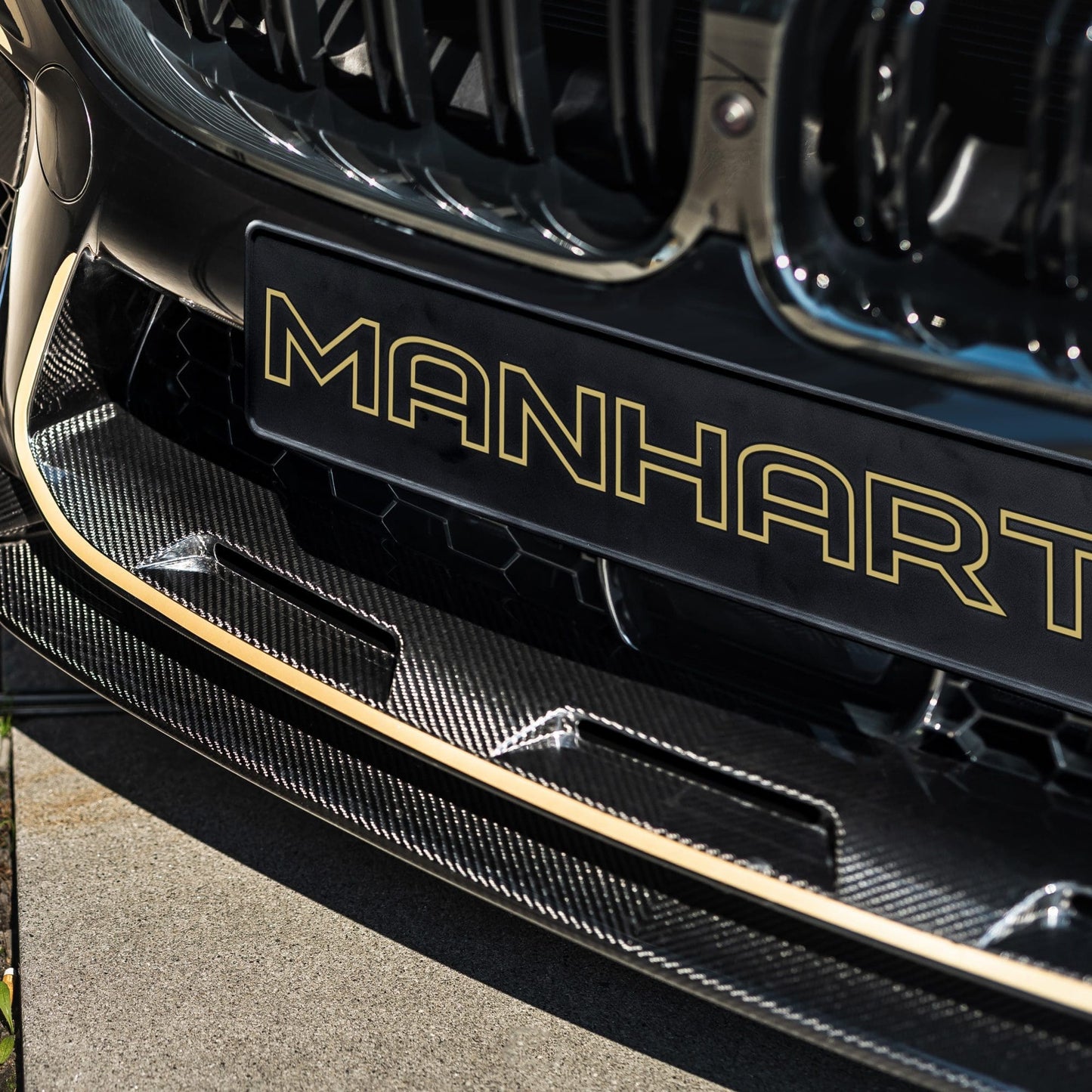 MANHART MH2F92521110 CARBON FRONT BUMPER INLAY FOR BMW F9X M8 (COMPETITION)