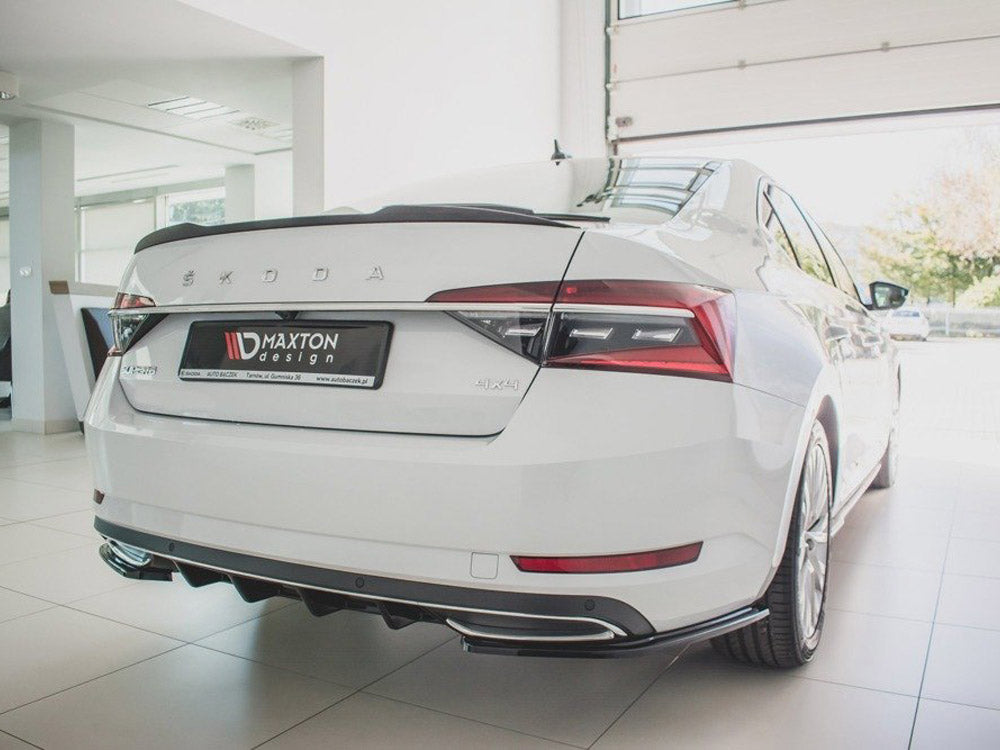 Maxton Design Skoda Superb MK3 / MK3 Fl Hatchback (2015-) Spoiler Cap V.2