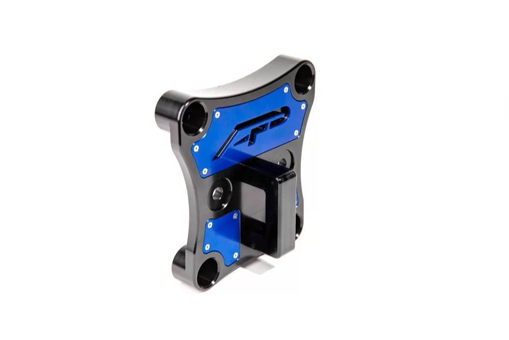 Agency Power AP-BRP-X3-250-BLU Blue Billet Radius Rod Plate w/ D-Ring Can-Am Maverick X3 2017-2023 | ML Performance UK Car Parts